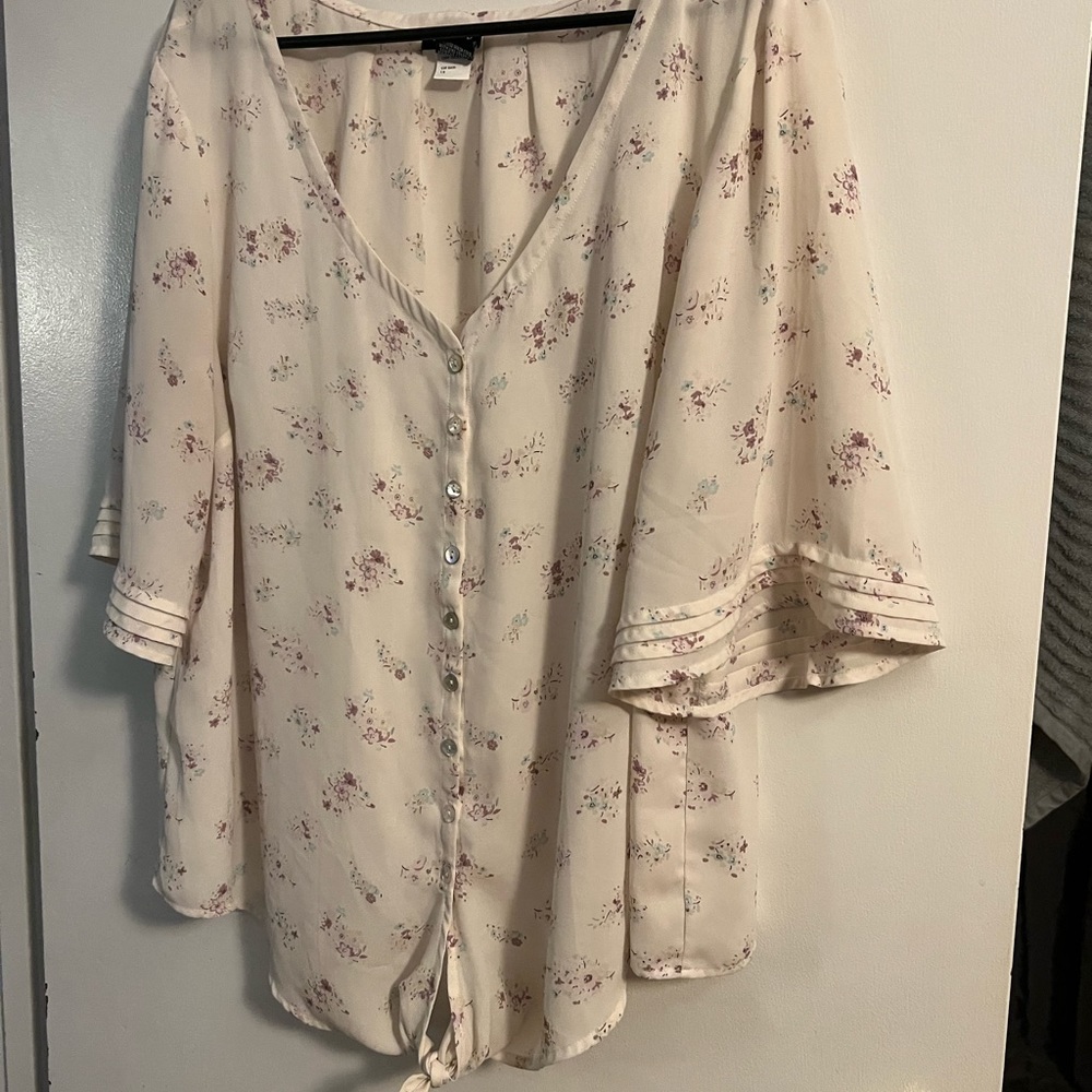 Torrid floral top size 2